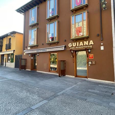 Apartamentos Turisticos Guiana Понферрада Екстер'єр фото