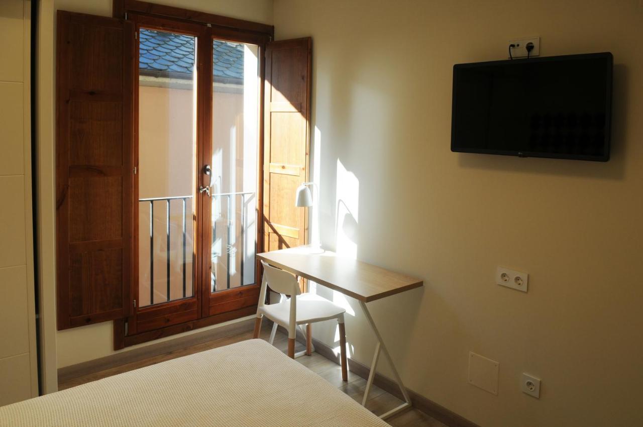 Apartamentos Turisticos Guiana Понферрада Екстер'єр фото